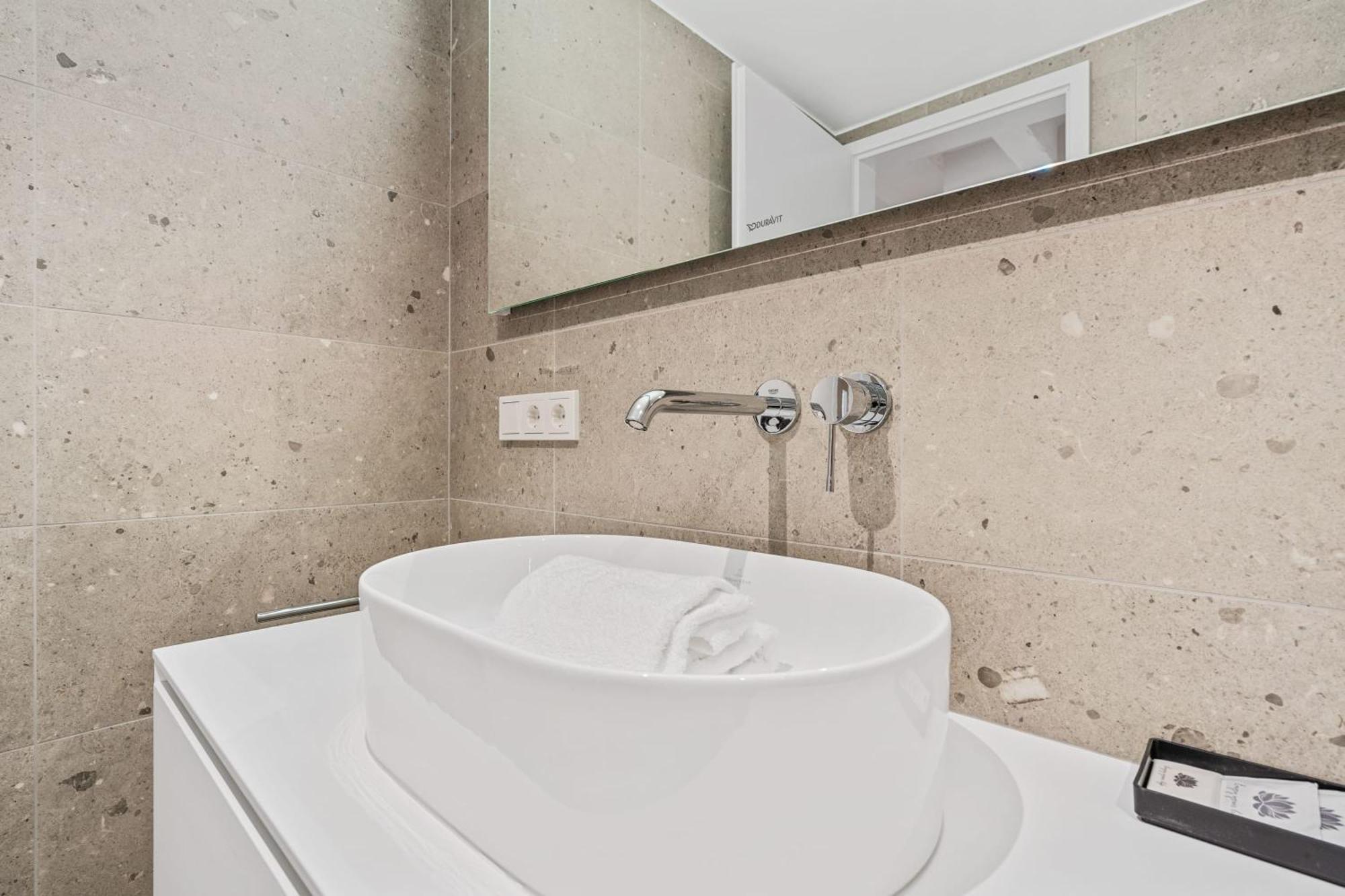 Clausen Hideaway Modern Accommodation Luxembourg Exterior photo